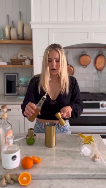 ORANGE & GINGER MARGARITA RECIPE🍊 #margaritarecipe  #shorts #cocktails #cocktailrecipe  #margarita