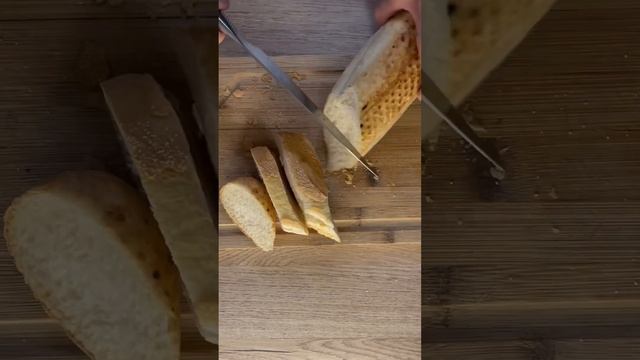Сыр камамбер в духовке с багетом #мультикухня #вкуснаяеда #камамбер #пп #рецепт