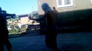 Как танцуют лезгинку (прикол!)