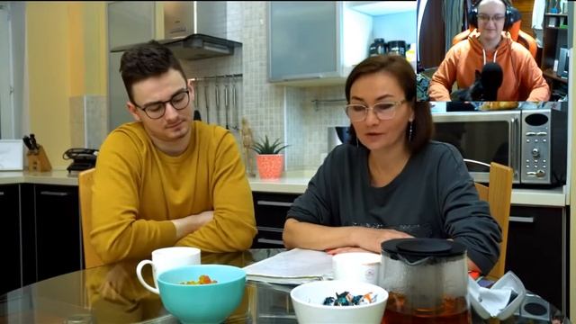 Реакция на Брайна Моя мама нашла мой школьный дневник.. смотреть онлайн