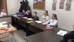 Видеофрагмент занятия с младшими школьниками в нашей Школе.