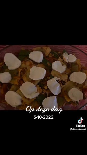 مكسيكانو😋#مكسيكانو #yummy #ravioli #mozarela #tomatosauce #tomatoes #oven #shorts#explore #fyp смотреть онлайн