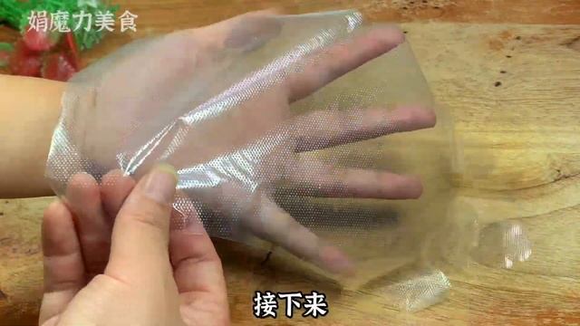 一次性手套沒想到還有小訣竅，太棒了，很多人還不知道，長見識了【娟魔力美食】，#一次性手套，#一次性手套小訣竅