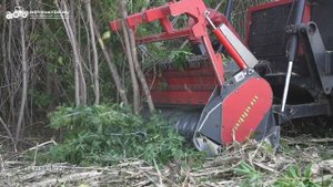 Очень комфортно работать на ТЛП с гидравлическим мульчером