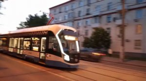 Искры. Пантографа. Трамвая. Витязь-Москва. 31247. Вечером