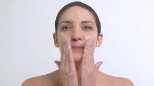 Crème lavante apaisante Cleanance HYDRA