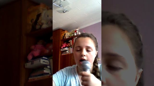 Красиво поет смотреть онлайн