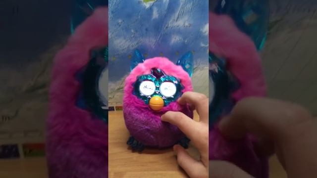 Обзор кристального Фёрби смотреть онлайн