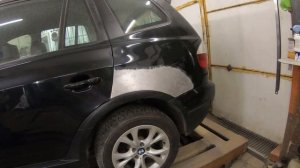 BMW X3 сложный  ремонт заднего крыла
