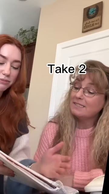 My Mexican mom spanish vs mine #halfmexican #latina #bilingualproblems #nosabokid #mexicanmemes смотреть онлайн