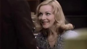 Учительница русского забыла ОДЕТЬ платье - Ирония судьбы