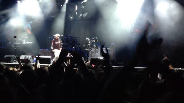 Limp Bizkit - Hot Dog, live @ Stadium Live, Moscow, Russia 1 Nov 2015 смотреть онлайн