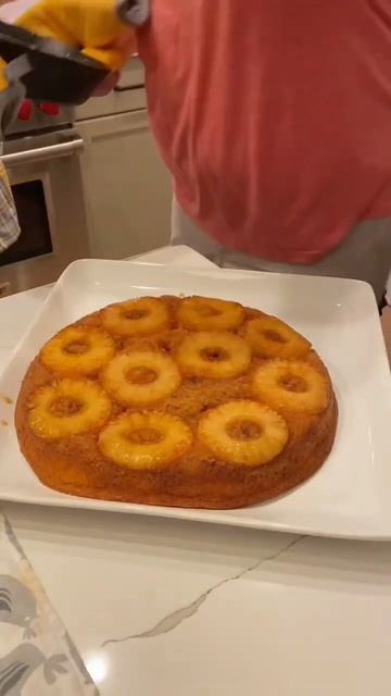 Homemade Pineapple Upside Down Cake 🍰 #shorts #shortsvideo #cakeshorts #shortyoutubevideo #foodshor