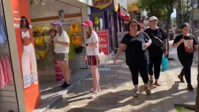 31.07.23. 🇹🇷 Турция/Анталия.Улица Ататюрка.Ишиклар. Магазин купальников и нижнего белья смотреть онлайн