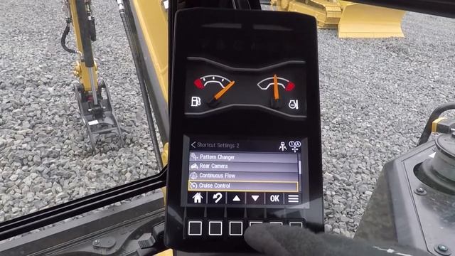 How to Use the Cat Next Gen Mini-Excavator Monitor смотреть онлайн