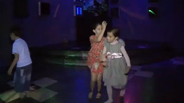 StarsClub(ვინი პუჰი)-მარიამი 8 წლის!!! смотреть онлайн