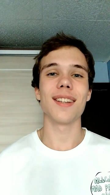 Переведи легкие слова на английском быстрее чем я #english смотреть онлайн