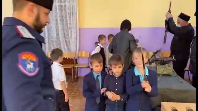 Школьная декада казачьей культуры: ученики узнают об истории донского казачества