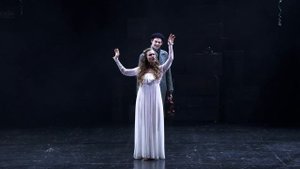 Театр Гешер. Спектакль Не смотри назад