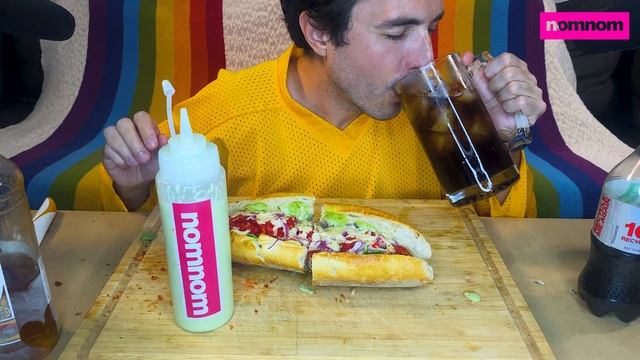 ASMR mukbang HOT CHEETOS FRIED CHICKEN Sandwich ! * no talking eating sounds * nomnom смотреть онлайн