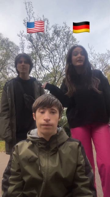 Называем на разных языках марки машин. Naming car brands in different languages смотреть онлайн