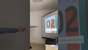 Провожу обучение (фрагмент) по курсу "Графический дизайн"