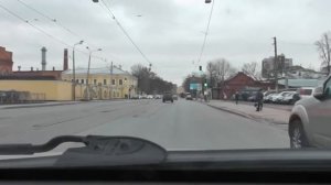 Автонакат - Урок автовождения с удивительно любопытным водителем.