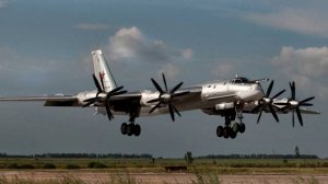 TU-95 MS Bear H TRUMPETER 1-72 ОБЗОР СОБРАННОЙ МОДЕЛИ