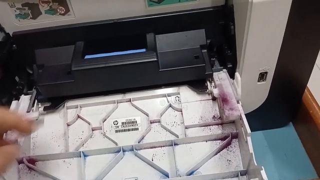 How to Clean the Laser Jet Pro CM1415FN Color MFP смотреть онлайн