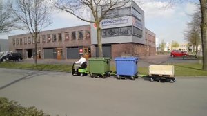 MOVEXX T2500 Scooter mit Routenzug Abfallbehalter