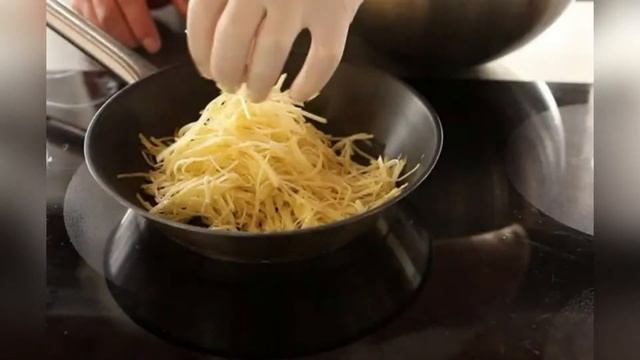 Жареная картошка по-швейцарски