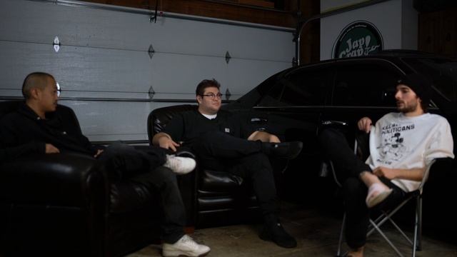 Yakuza Whips Ep.1 Feat: @Whoshundra's Slammed Static Y33 смотреть онлайн