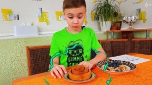 Мама запретила вредную еду из фастфуда. Волшебная скатерть самобранка