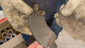 Жесть на сто отвалилась накладка колодки