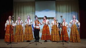 Фольклорный ансамбль Яхонты  Молодая канарейка народный вокал