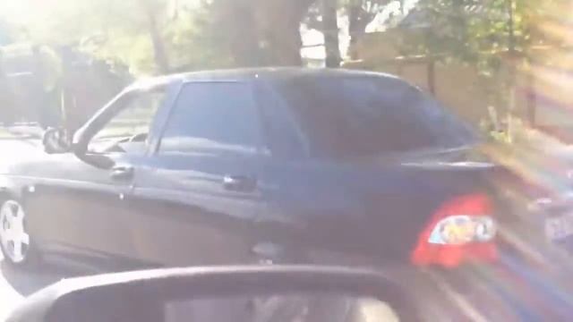 Осторожно Девушка за рулем смотреть онлайн