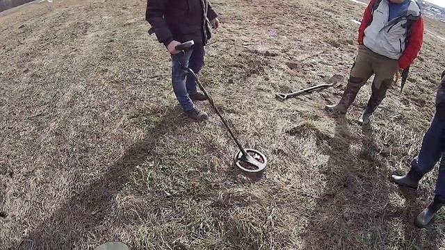 ГОЛОВА ИДЁТ КРУГОМ ОТ ТАКИХ НАХОДОК! ...... Кладоискатель Белый Копатель!