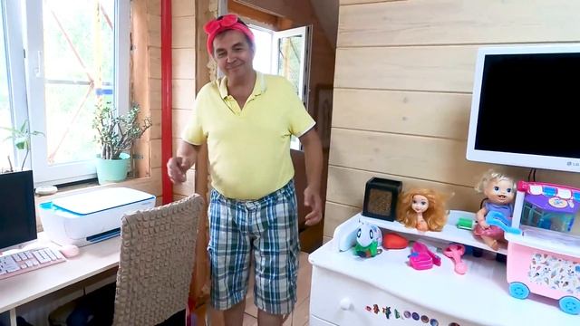 Лина и папа поменялись телами Папа стал маленьким