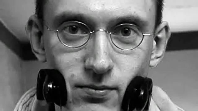 Дай почитать. Даниэль Пеннак смотреть онлайн