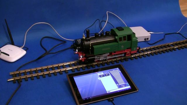 PIKO G-Scale BR80 with DCC/smoke test смотреть онлайн