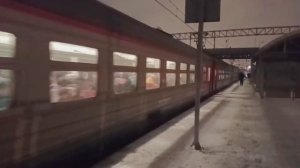 Старая добрая ЭРка! ЭР2Р-7049 у платформы Косино.