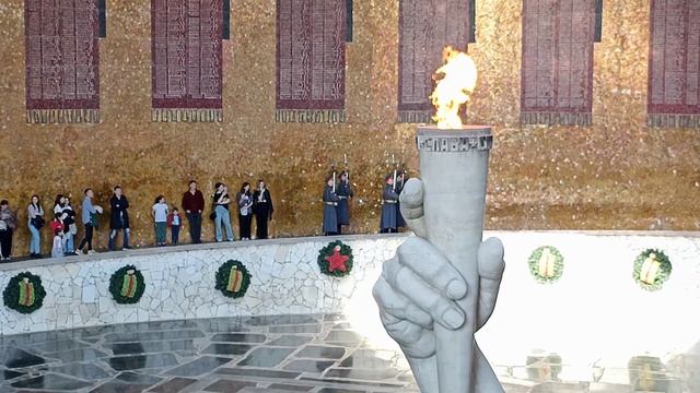 Смена Почётного Караула на Мамаевом Кургане, Волгоград, 31 марта 2024 года, 13:00 часов смотреть онлайн