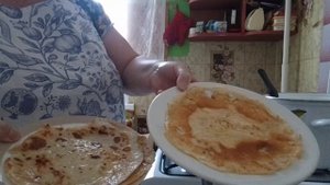 Утречком напекла блиночков и нажарила картошечки по охотничий.