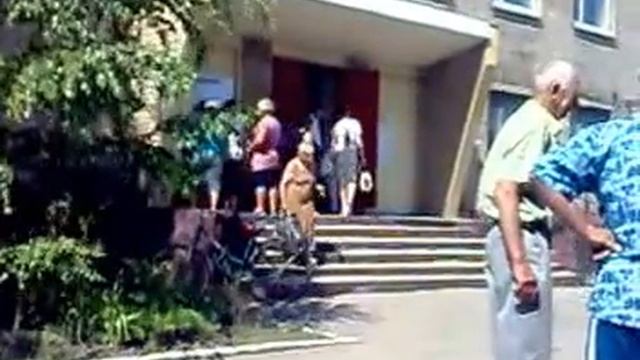 Жители п. Белое ожидают приезда представителей Лутугинского Совбеза.
