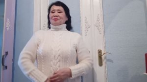 Связала белый пуловер