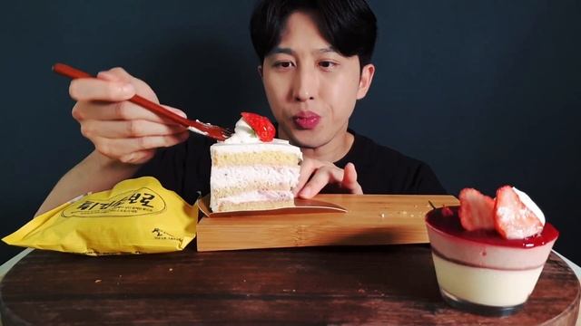 MUKBANG)성심당 여러가지 디저트/1980 케이크/과일 타르트/롤케이크/튀김소보로/빵/먹방/Dessert/Bread/Cake/Tart/EATING SHOW