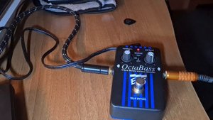 Басовый октавер OctaBass от EBS