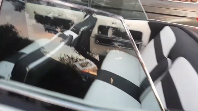 Lincoln Continental 1966 смотреть онлайн