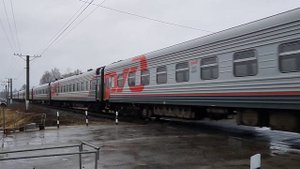 Тепловоз ТЭП70 - 0317 с пассажирским поездом Санкт-Петербург - Самара
