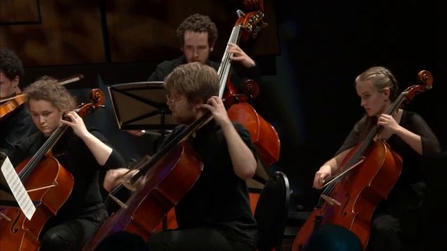 LIVE: Шедевры XX века. М. Вайнберг, Б. Чайковский смотреть онлайн